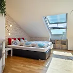Tina's Lounge Penthousewohnung شقة *