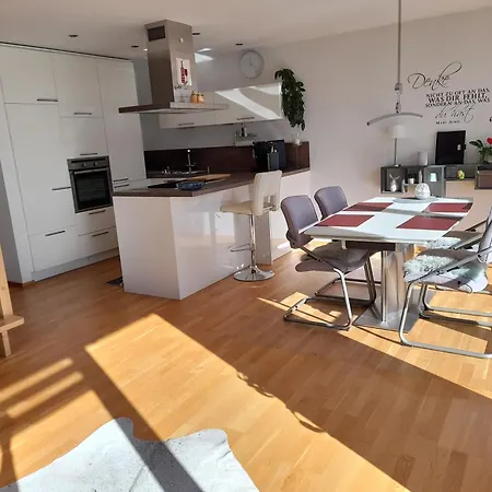 Tina's Lounge Penthousewohnung