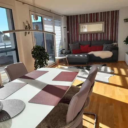 Tina's Lounge Penthousewohnung Friedrichshafen