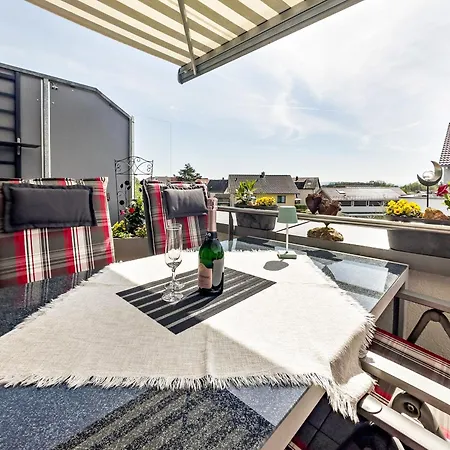 Tina's Lounge Penthousewohnung شقة *